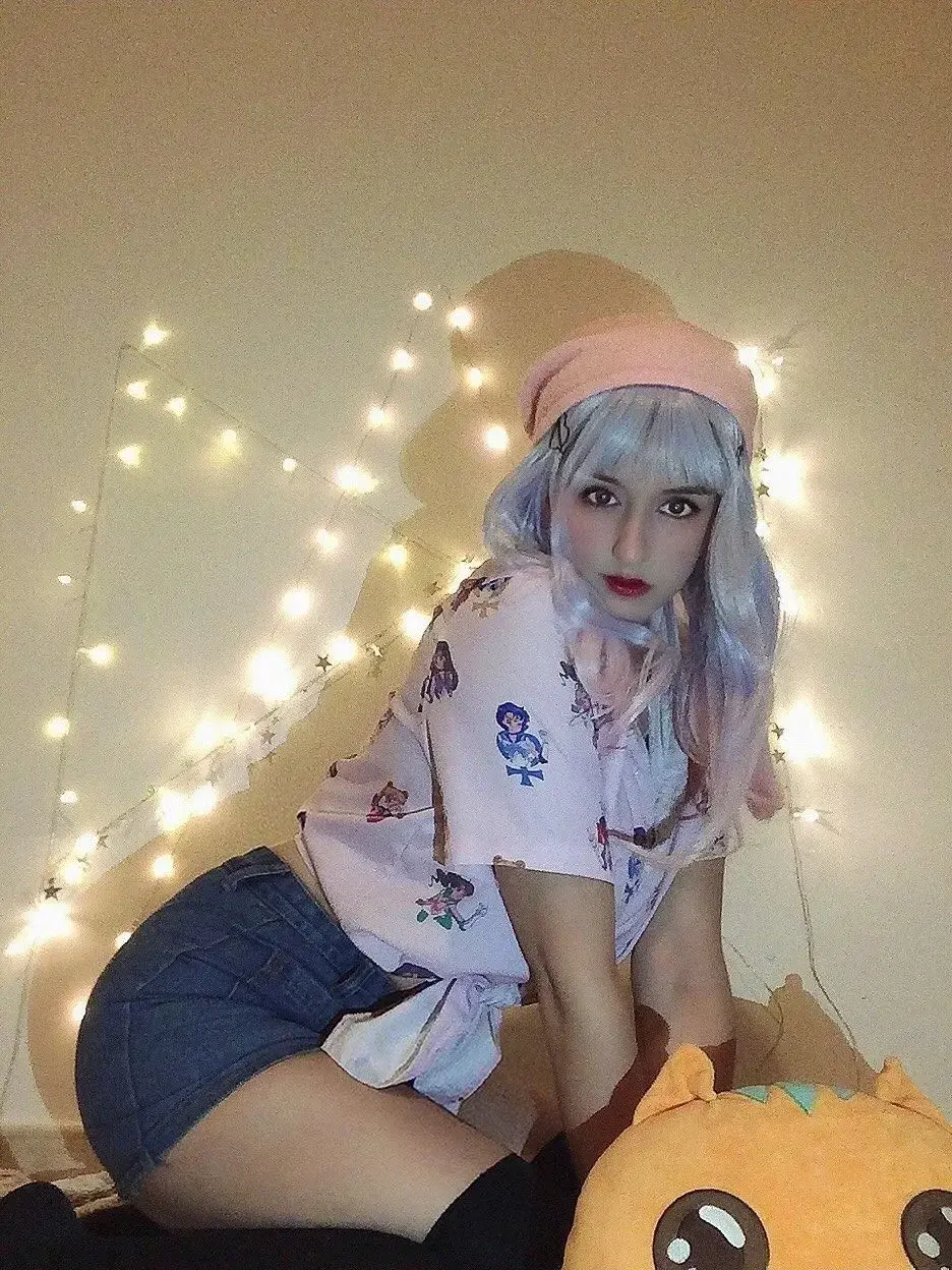 Leak & nude MYM — Violette-sama : « média » (MYM)