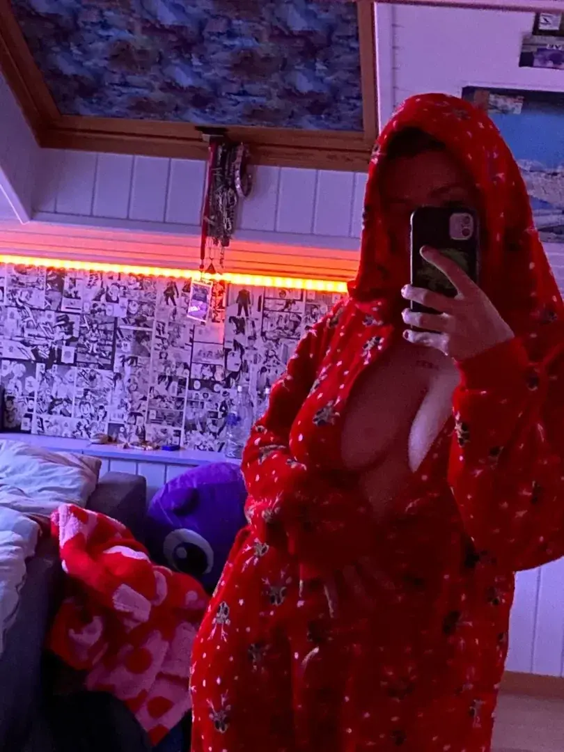 Leak & nude 4 — Ahimsa_oceee