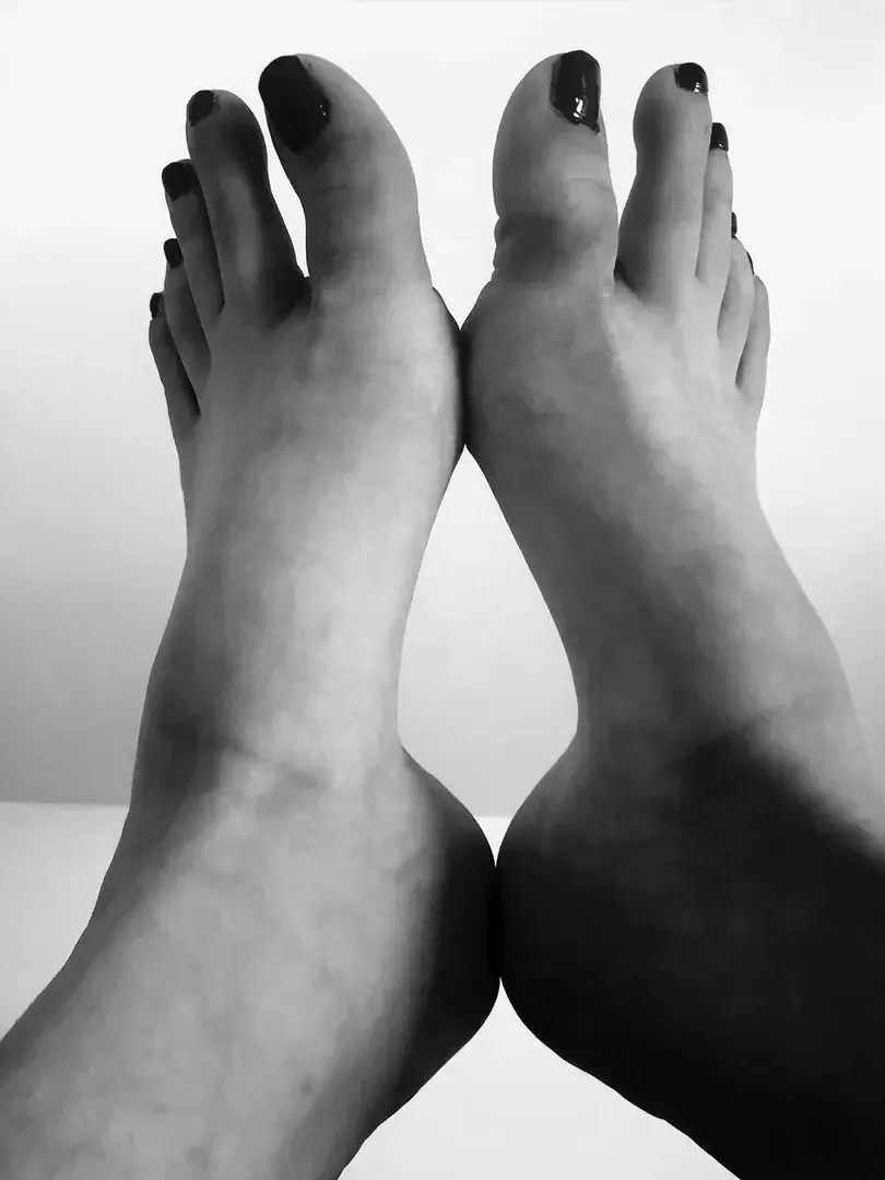 Leak & nude 1 — Lespiedsdebetty