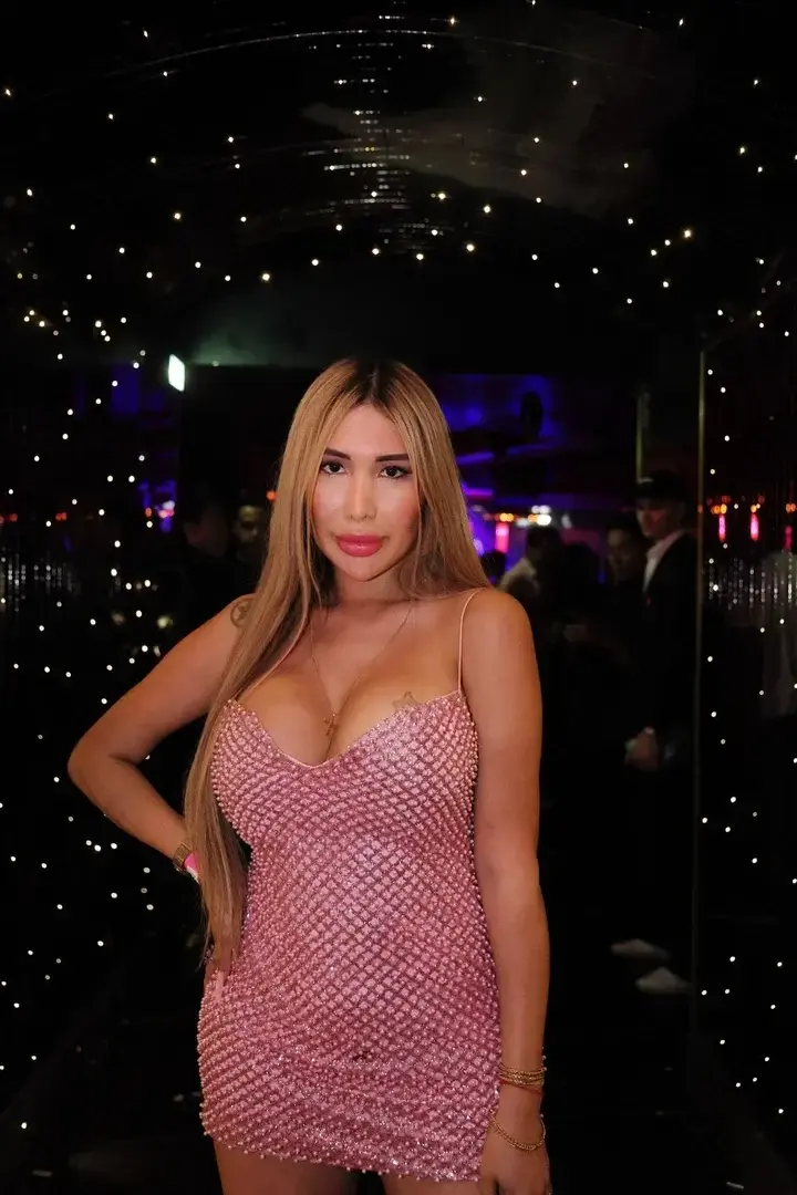 Leak & nude 2 — Babyhotgirl