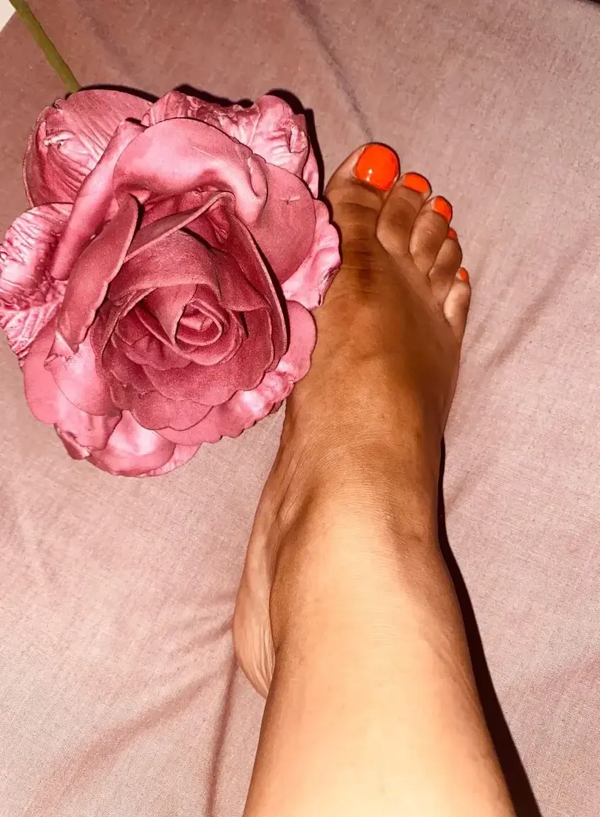 Leak & nude 1 — Myfeet_lux