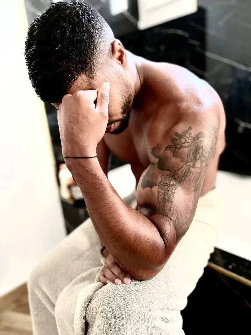 Leak & nude 2 — Jameson_