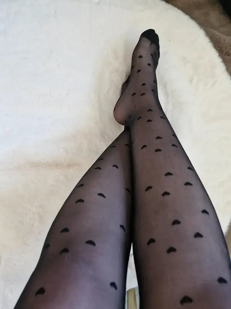 Leak & nude MYM — Prettylya : « média » (MYM)