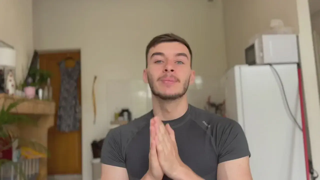 Leak public de Gabinouvilla — « Présentation #2 » (nude) sur MYM