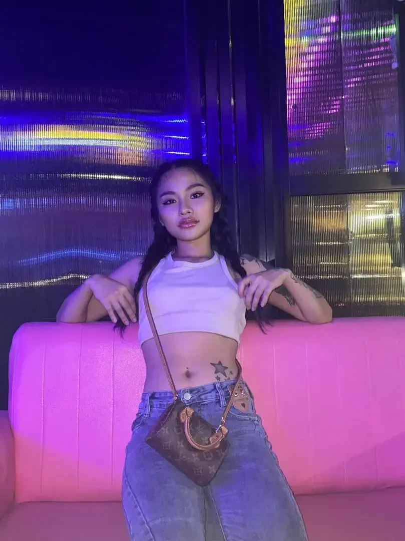Leak & nude 2 — thelara_official