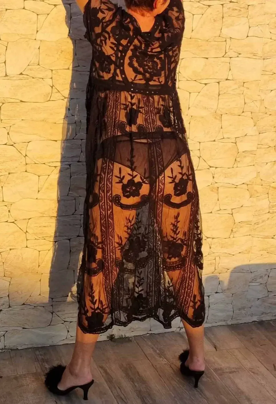 Hummm, je sens le soleil sur mes fesses