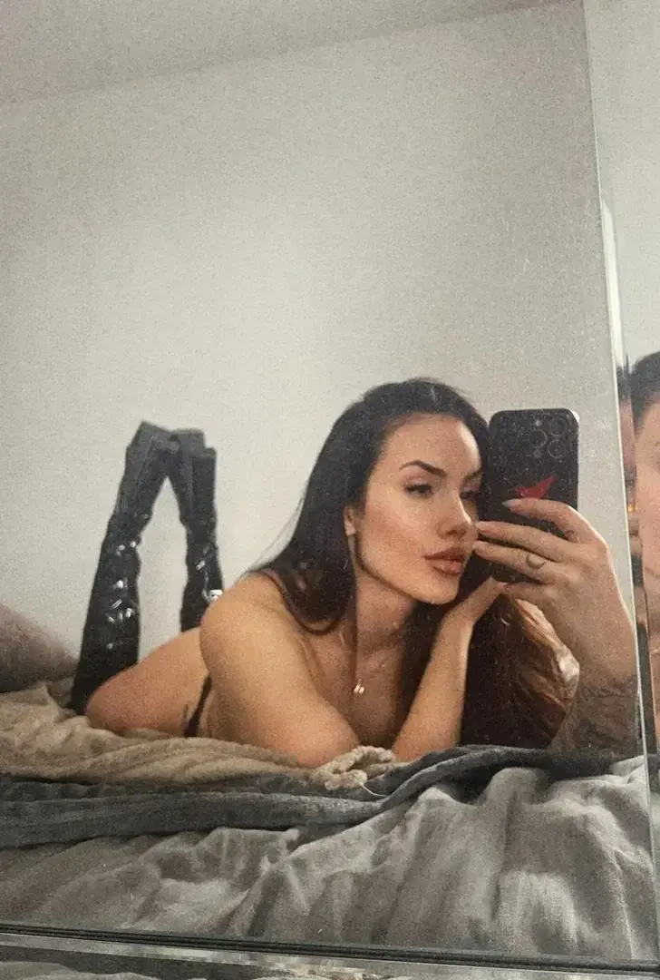 Photo de couverture de Vivi_croft