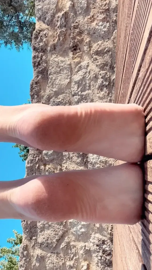 Leak & nude 4 — Ladysfeet