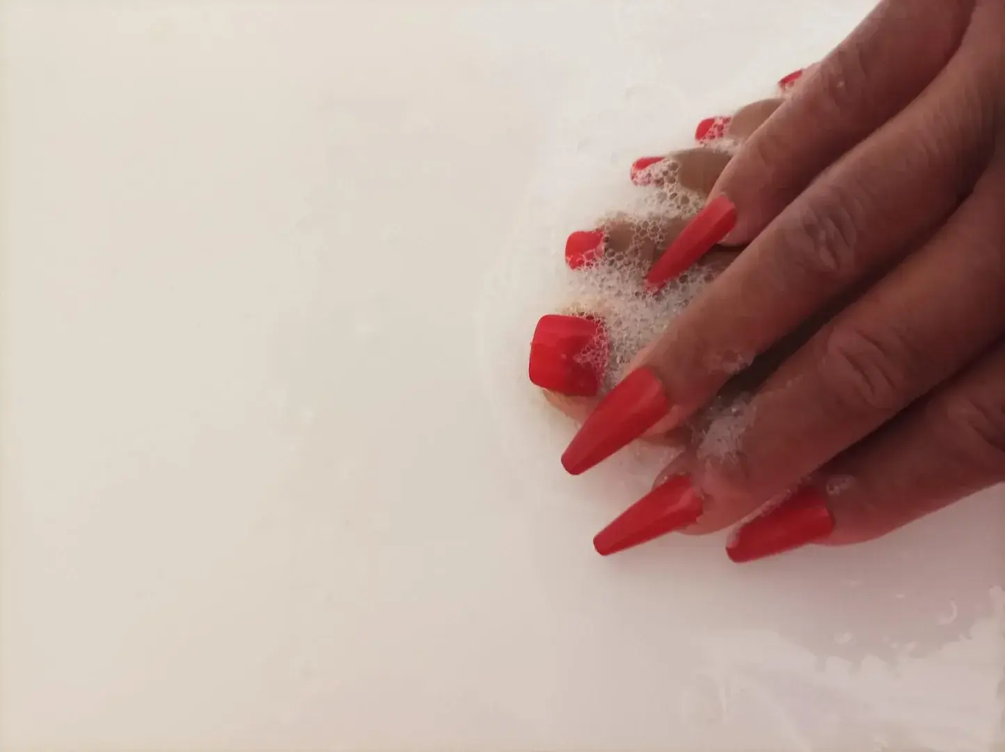 Leak & nude 4 — Prettyfeetparis1