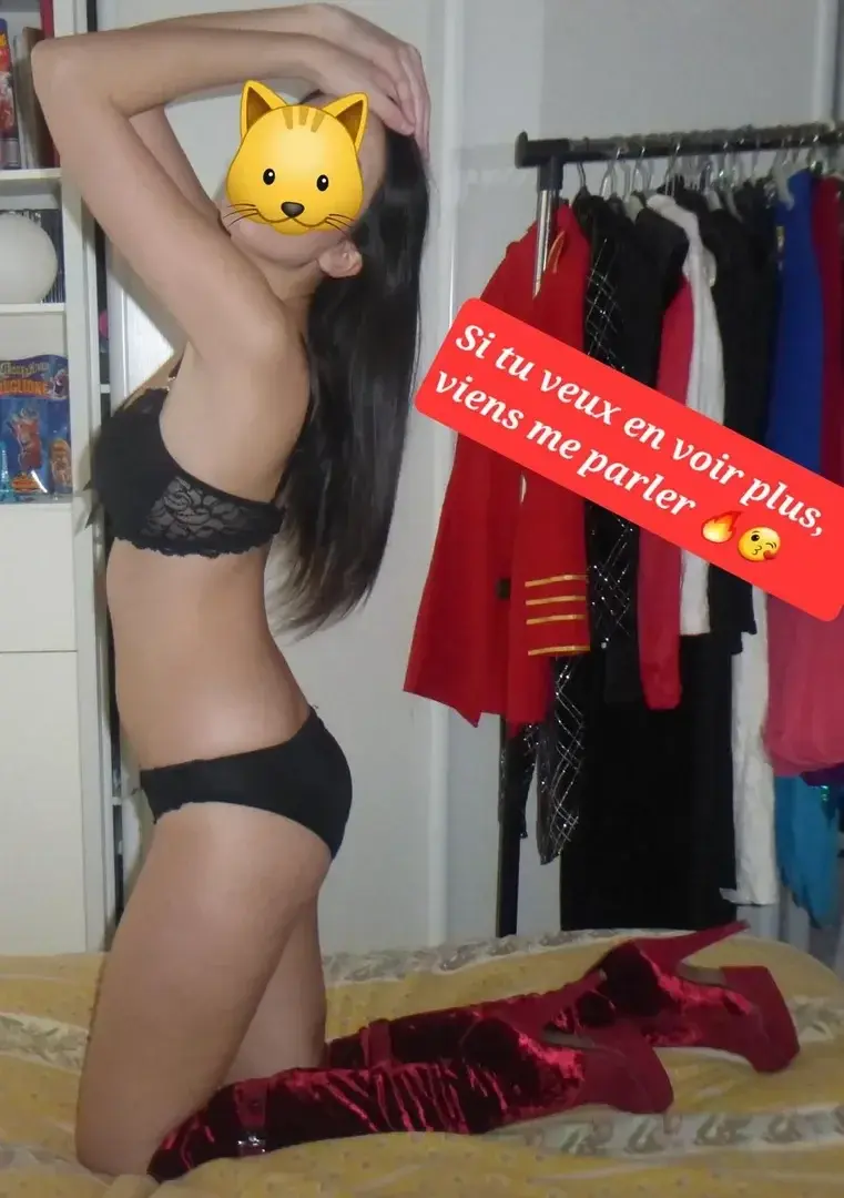 Leak & nude 17 — Angie33_
