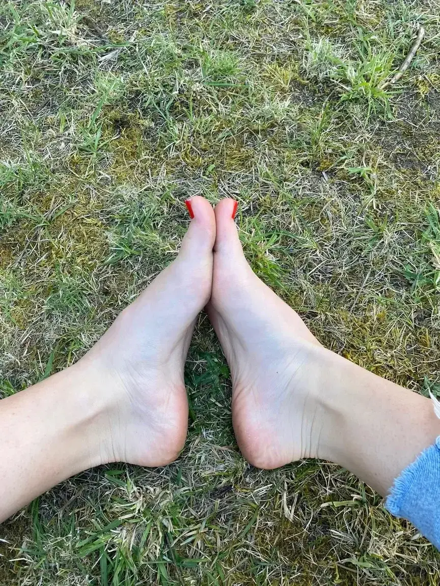 Leak & nude 1 — Frenchfeetyou