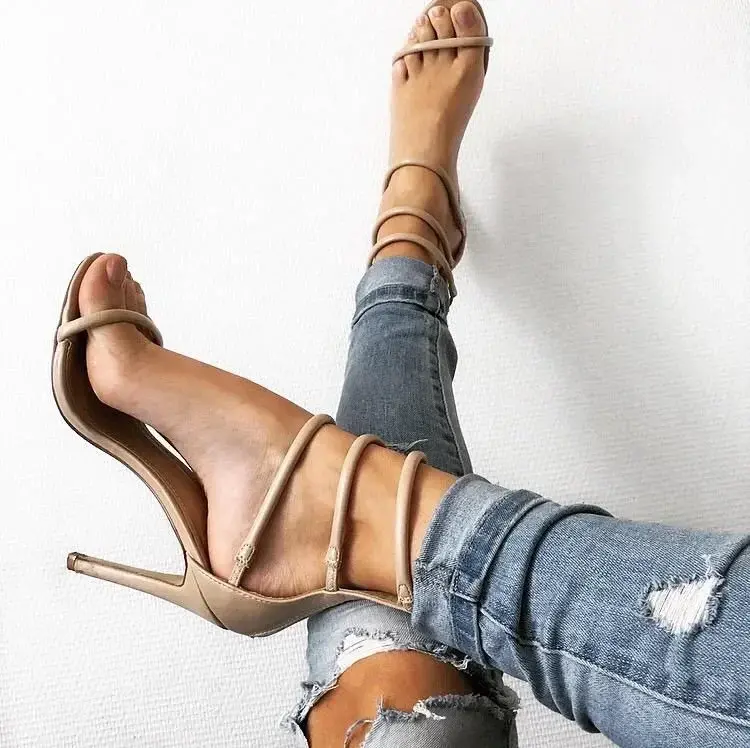 Leak & nude 5 — O_feet