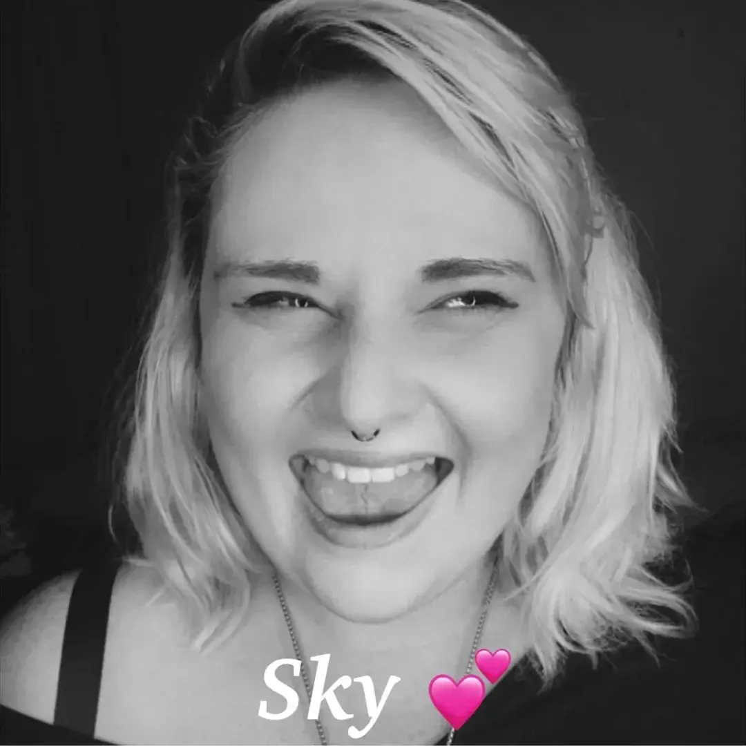 Photo de couverture de bustyskybaby