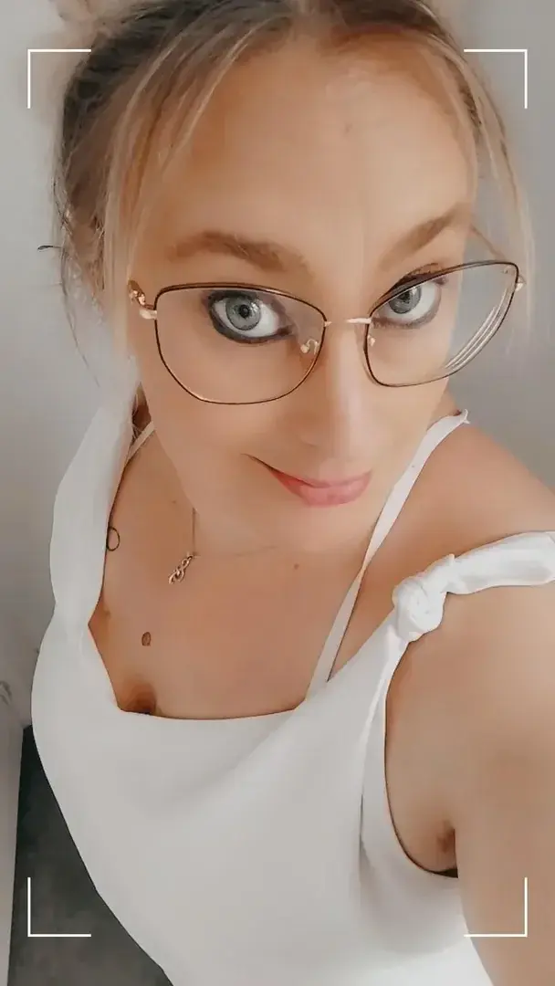 Rondeyeuxbleu - Photo exclusive MYM 3 | French Modèles