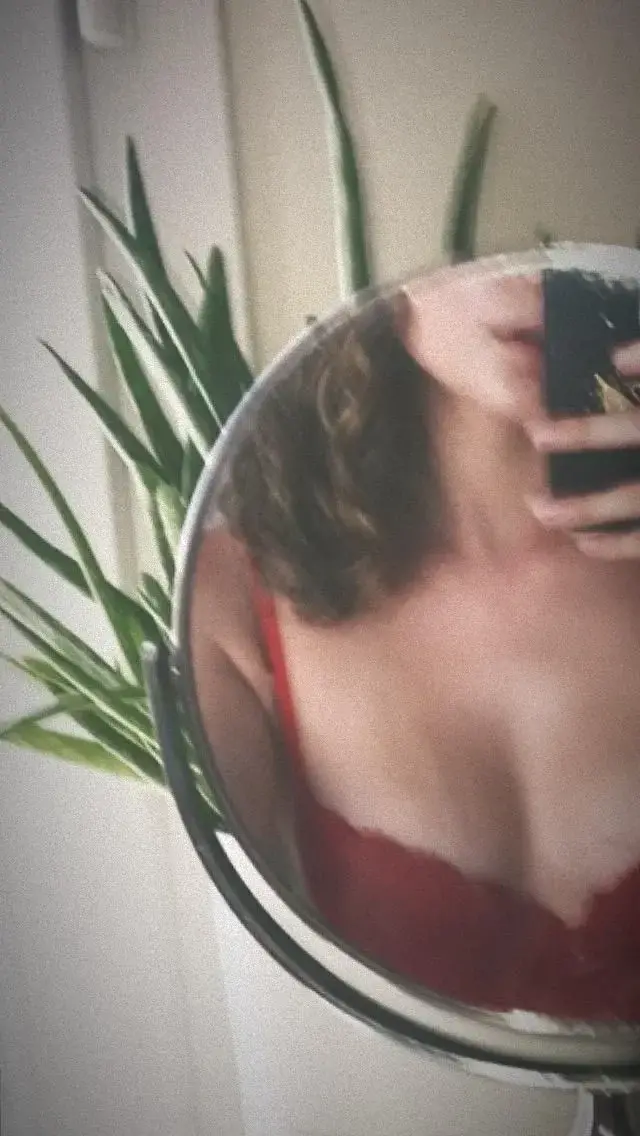 Leak & nude 2 — Livya