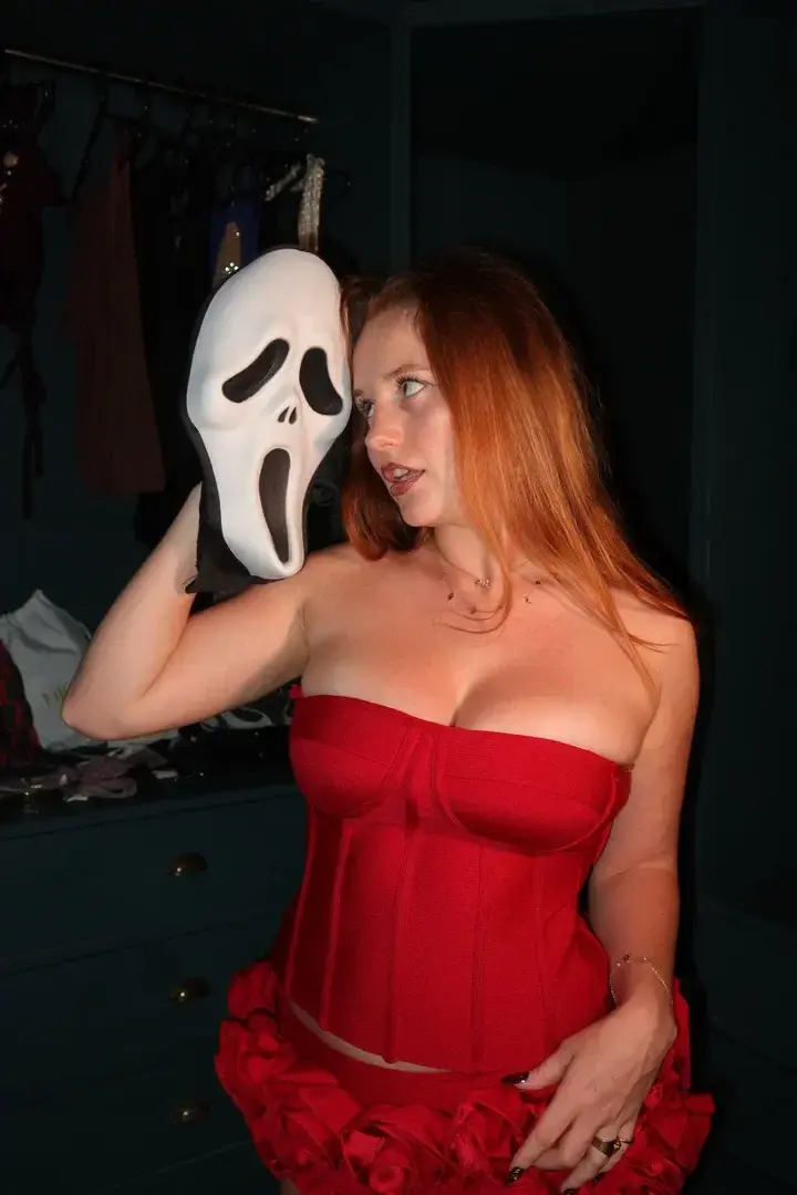 Me & the ghost 👻🥵 #MYMHalloween