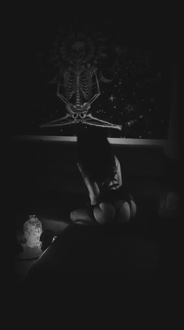 Leak & nude 1 — __persephone__
