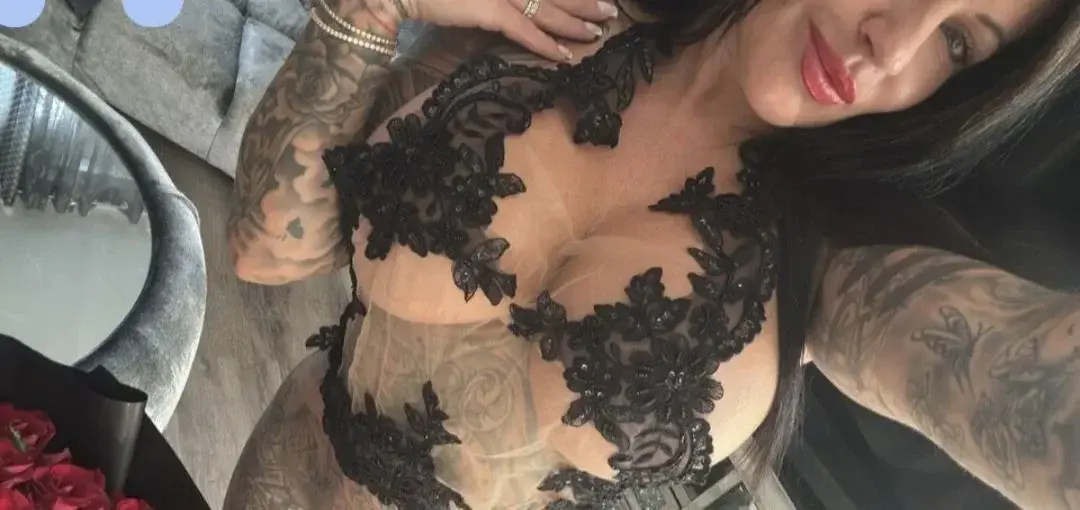 Followjuliajasmin — média 12 | French Modèles