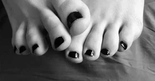 Photo de couverture de Kissmyfeet_54