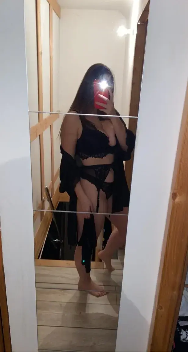 Leak & nude 2 — Helianthe_