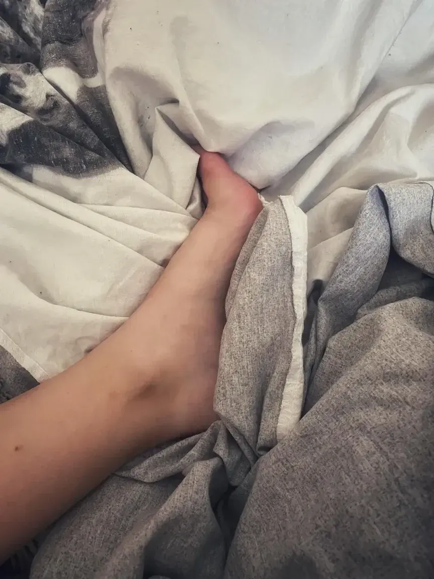 Leak & nude 3 — Feetpiccs
