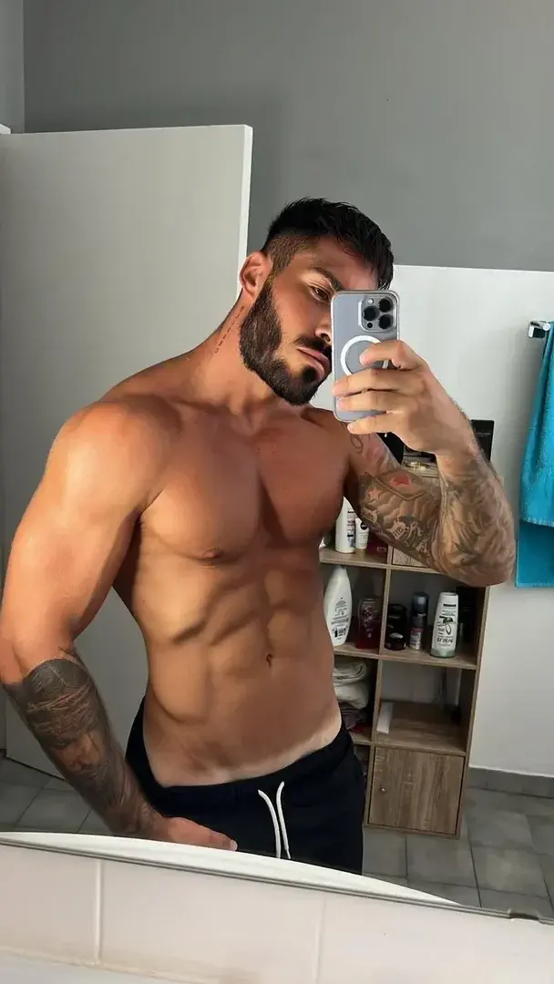 Leak & nude 1 — Torres_fit6
