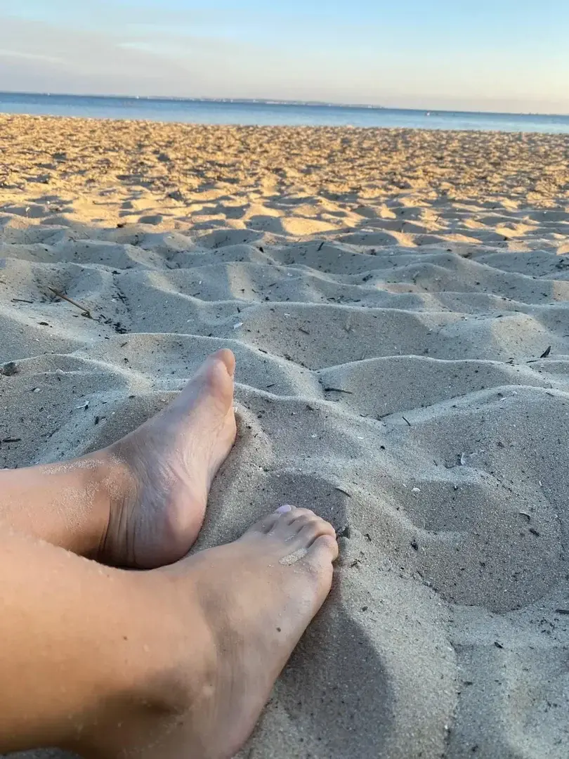 Leak & nude 4 — feetfromfrance_
