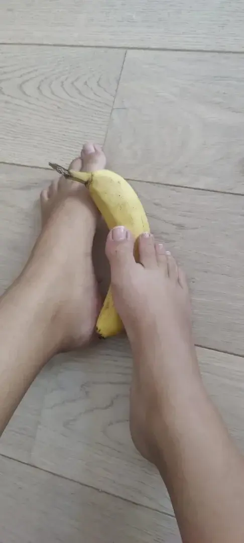 Leak & nude 3 — Feetany