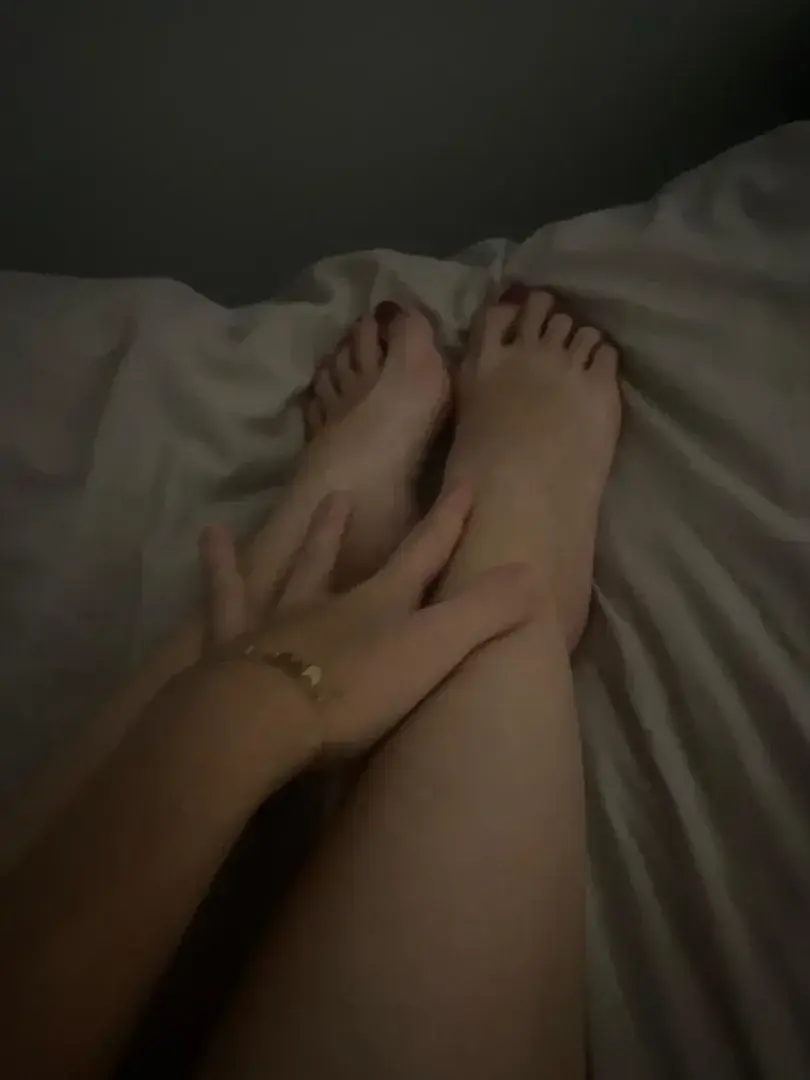 Leak & nude 2 — Yvone