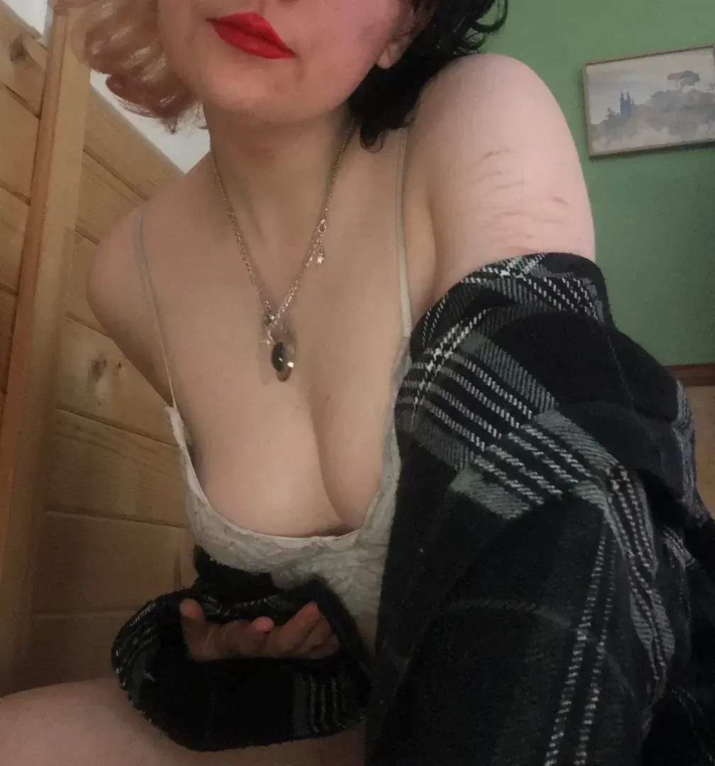 Leak & nude 3 — Bettyb00p