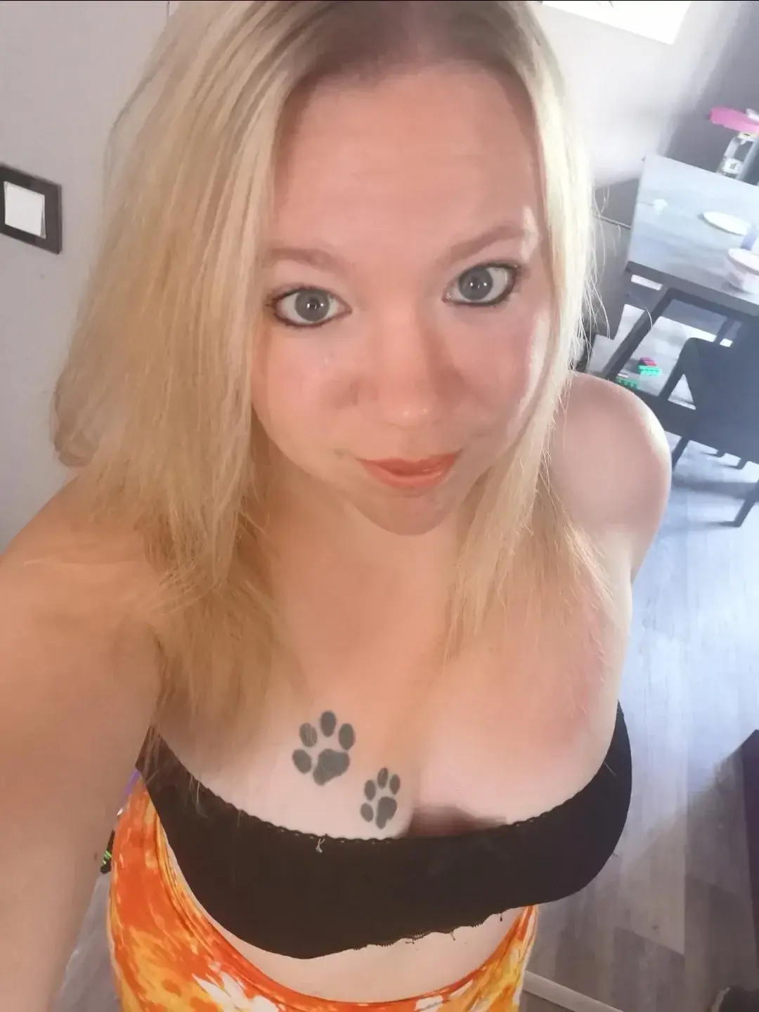 Leak public de Cherryling — « Quand on commence à trop rester au soleil 😁🤭 » (nude) sur MYM