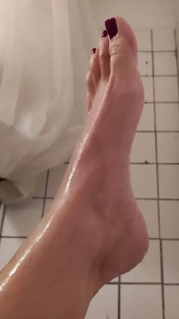 Leak & nude 6 — Happyfeet77