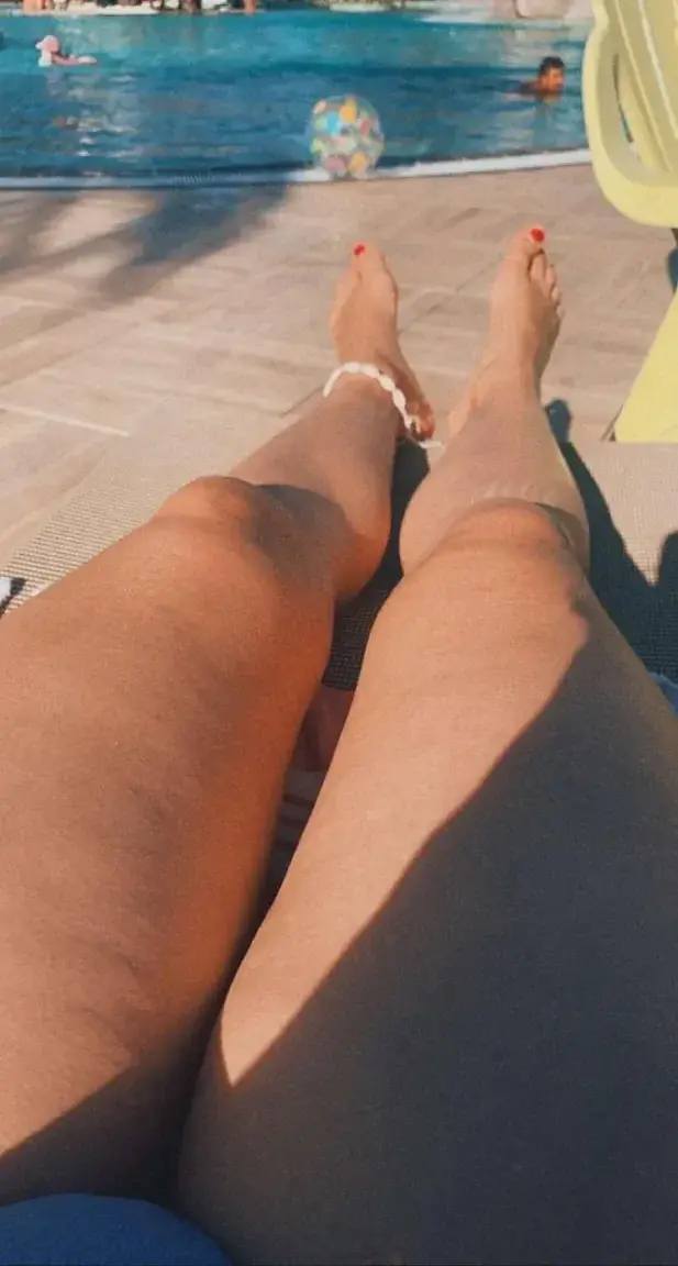Leak & nude 2 — Julia25