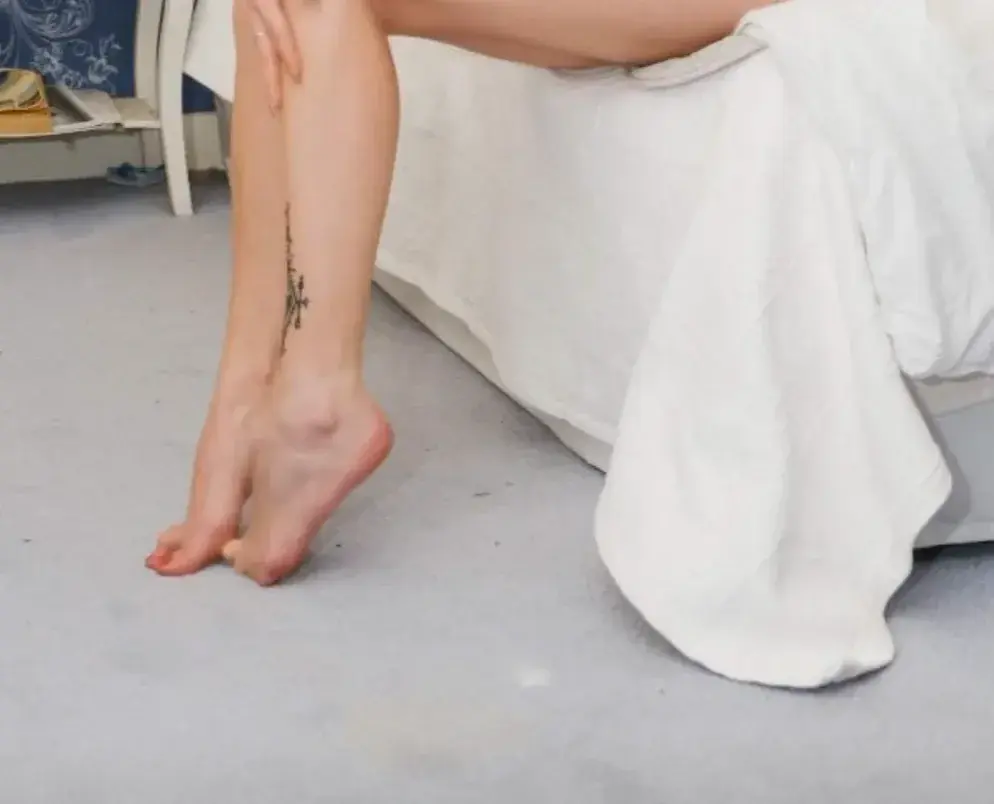 Leak & nude 3 — Catpattes