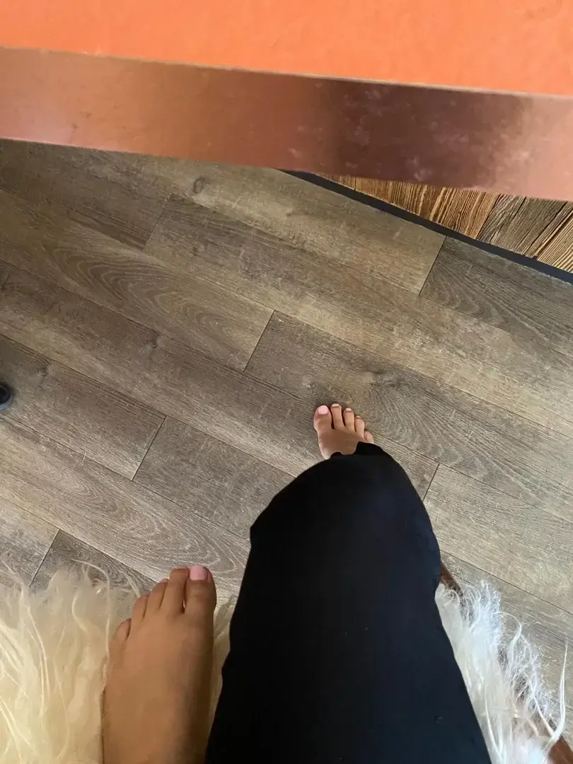 Leak & nude 2 — _prendstonpied2