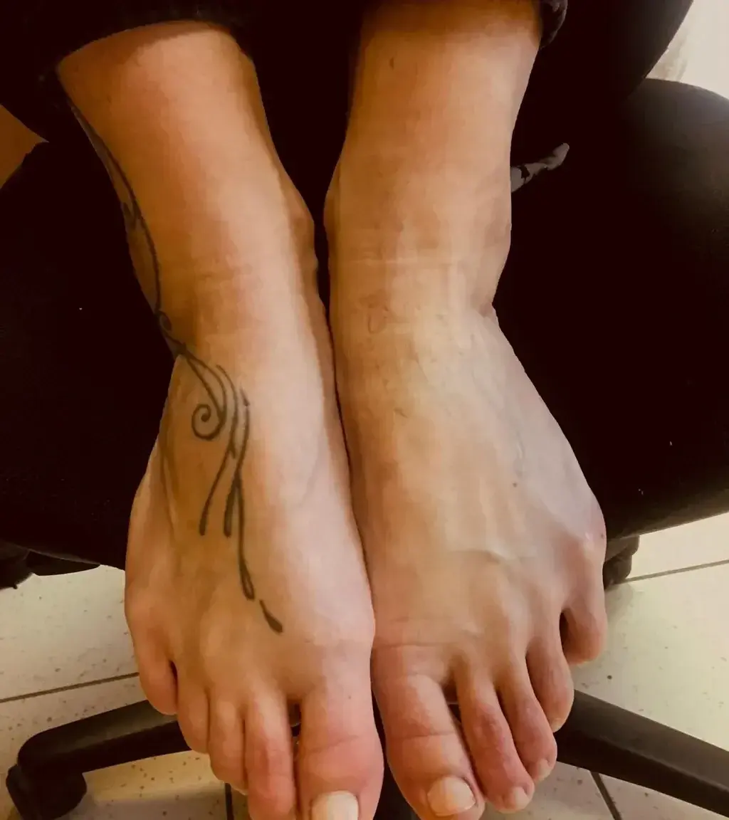 Leak & nude 15 — Footgoddess1