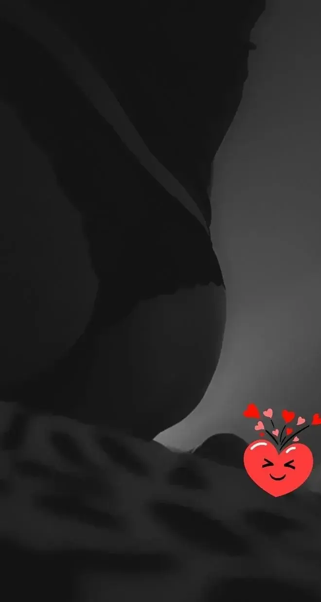 Très envie de me faire péter mon gros cul de petite pu**.. Des volontaires ?