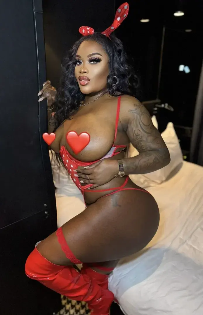 Aperçu public — Quinn1 : « ABO GRATUIT CODE MARCH 🔥 » (MYM) — pas un leak