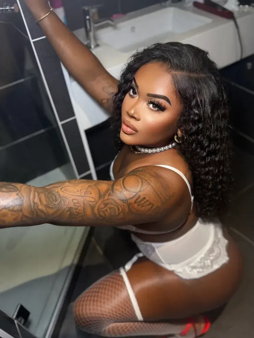 Tu viens me b*zer🥵