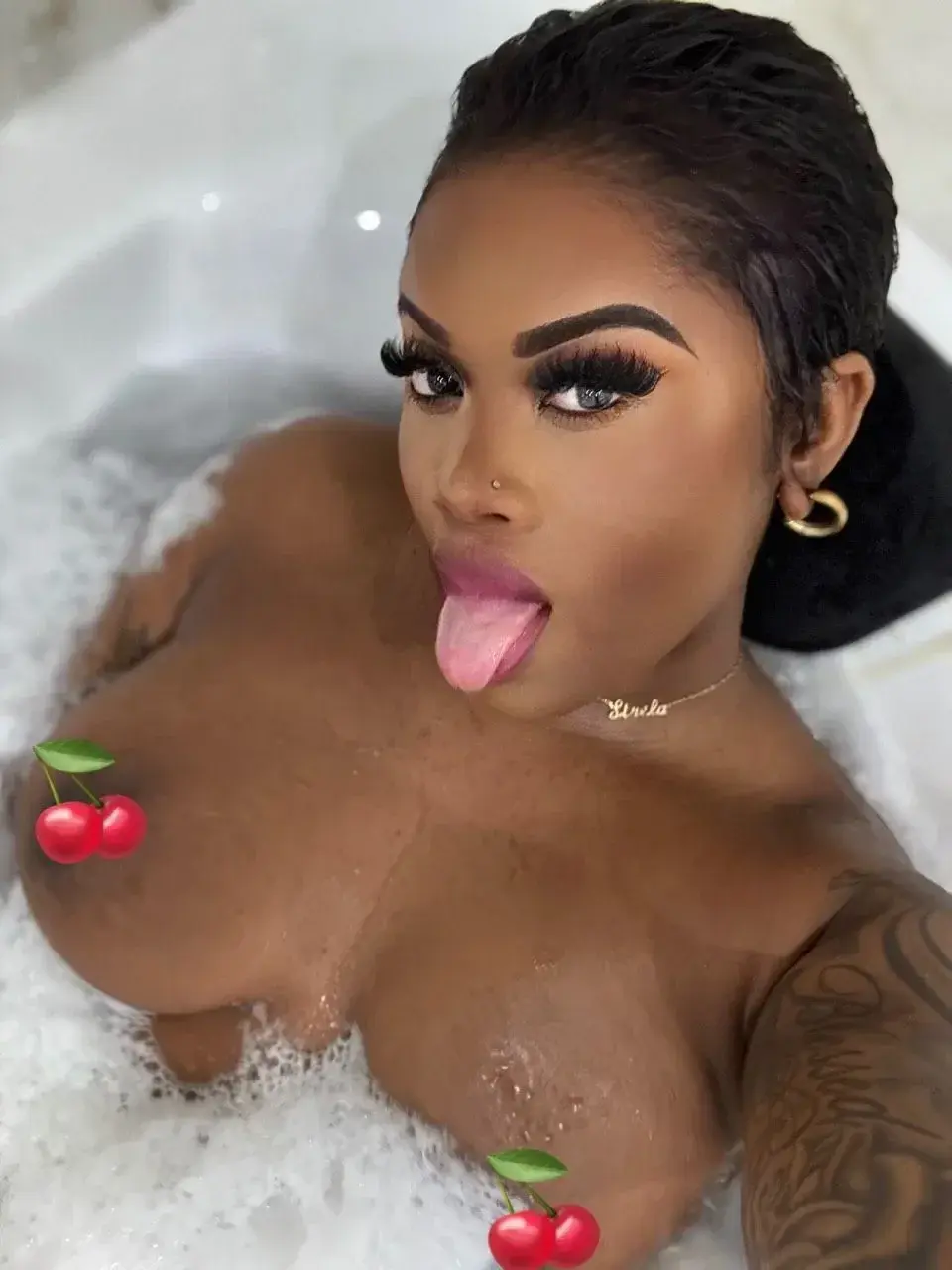 Viens voir ce que je cache 🥵