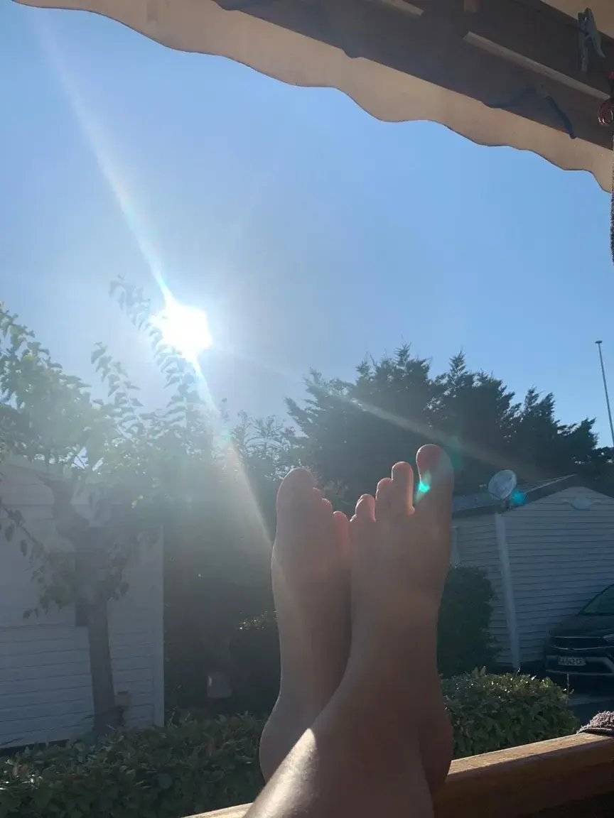 Leak & nude 2 — Footpicture59