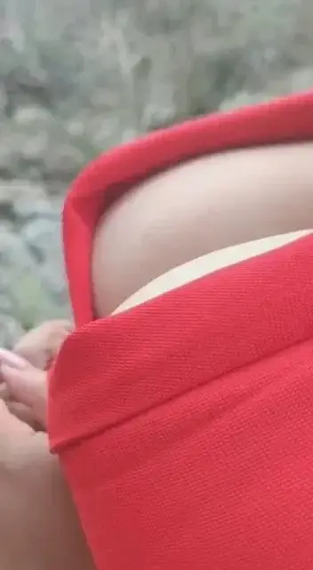 Hmm une bonne branlette ça vous dit ? 🔞🔥