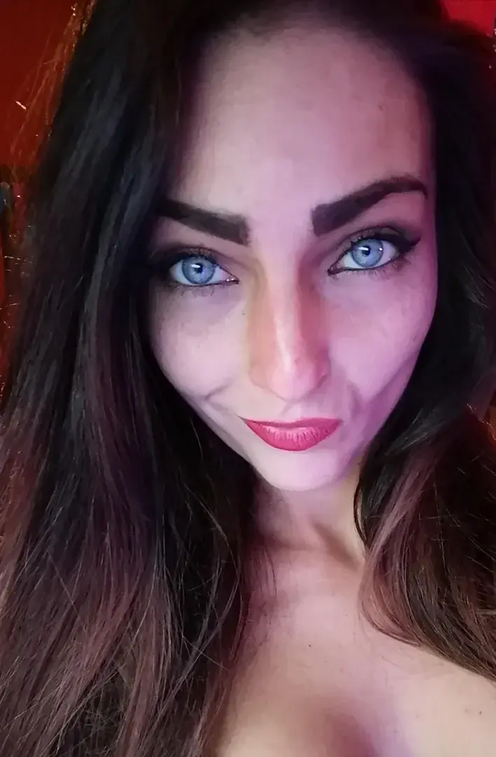 _tayla2602 — média 8 | French Modèles