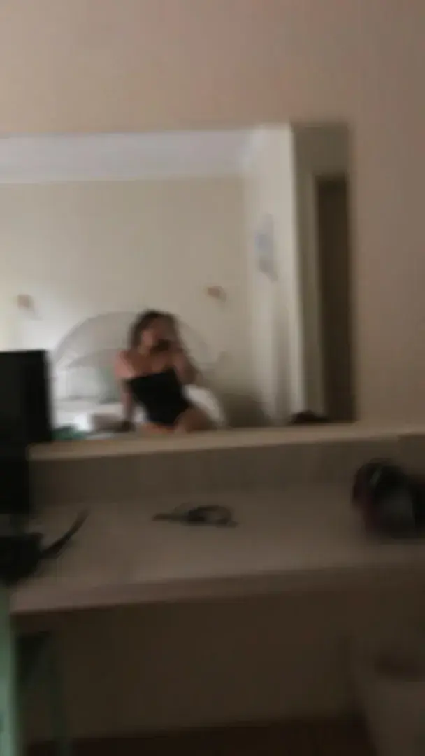 Leak & nude 3 — awwelpv