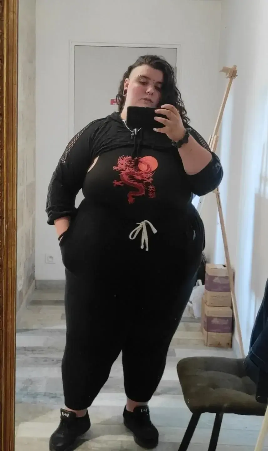 Leak public de Luna_wolf — « description de la photo » (nude) sur MYM