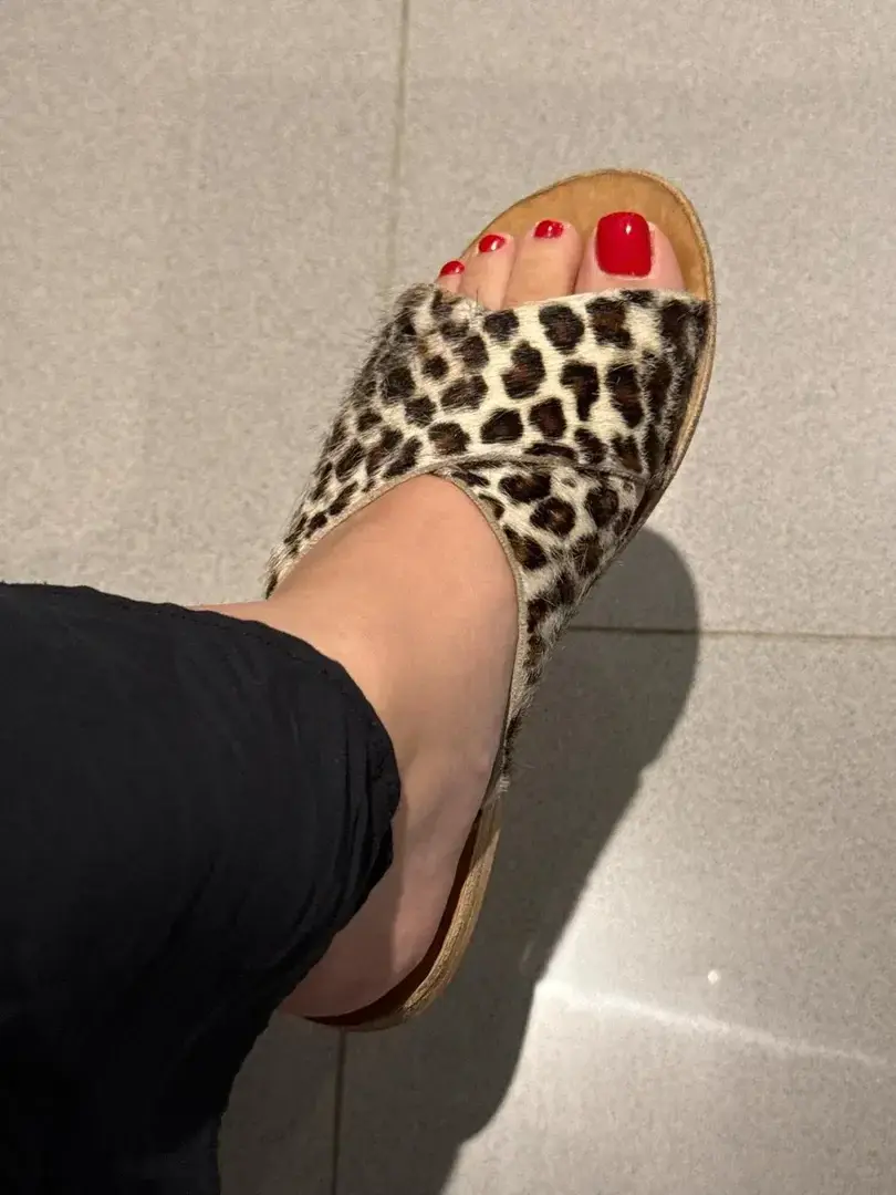 Leak & nude 3 — Lolofeet01