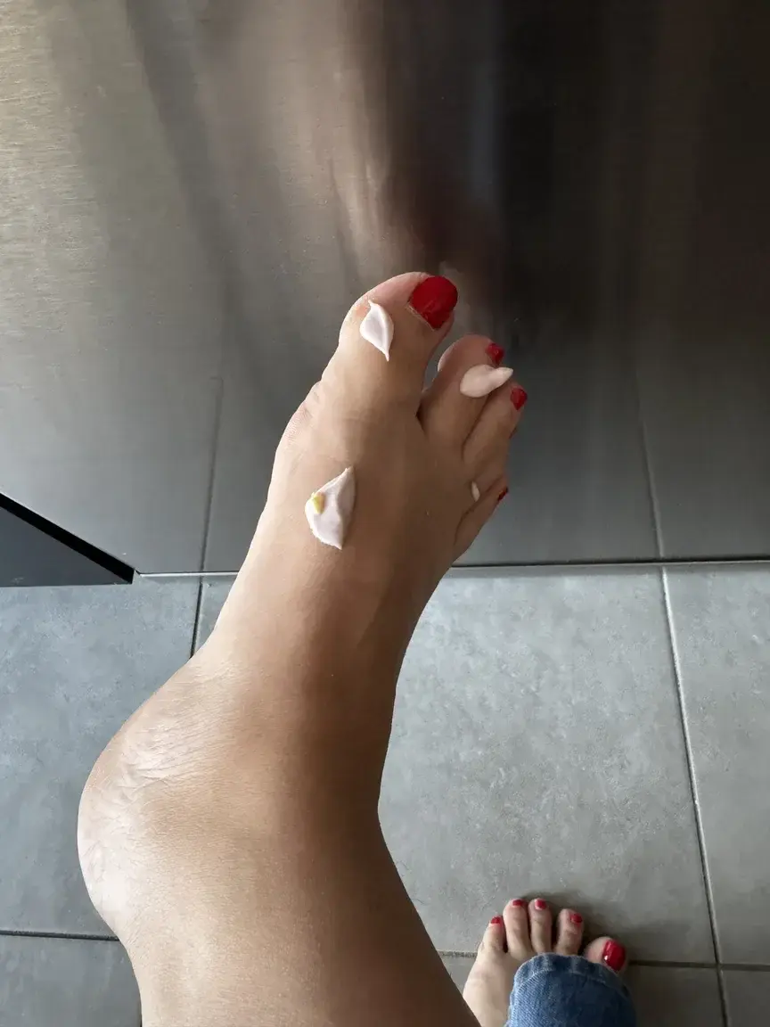Leak & nude 4 — Lolofeet01