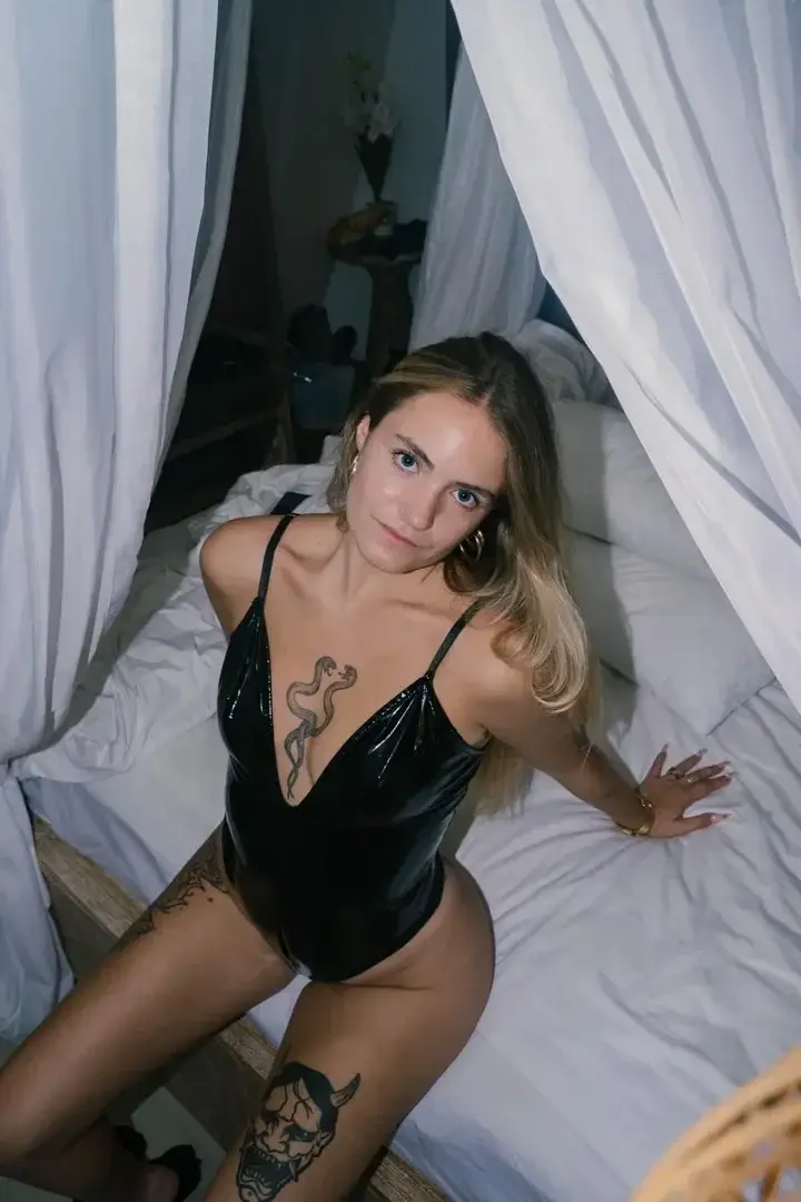 Leak & nude 3 — Elisaxy