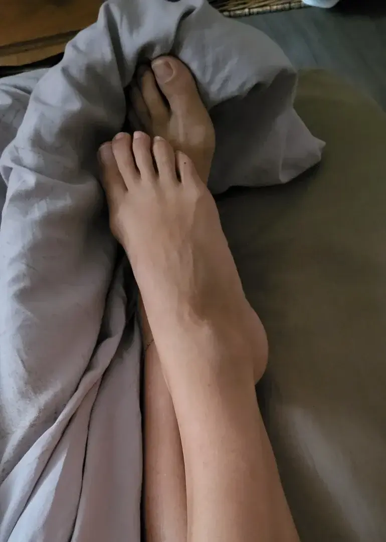 Leak & nude 5 — Sweet-feet-for-u