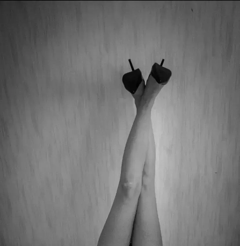 Leak & nude 4 — Smallswissfeet